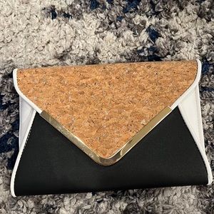 Black/white/cork clutch